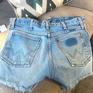 Vintage wrangler cutoffs light wash size 30